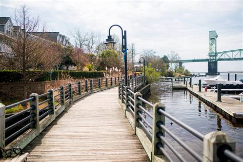 Part time wilmington nc. Hiring Part Time jobs in Wilmington, NC. Sort by: relevance - date. 2,927 jobs. Activity Assistant. new. Coastal Pointe Assisted Living & Memory Care. Shallotte, NC 28470. $14 - $15 an hour. Part-time. 8 hour shift +2. Easily apply: Urgently hiring. Coastal Pointe Assisted Living & Memory Care is seeking a part time Activities Assistant. 