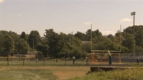 Partido de fútbol americano acaba en pelea entre escuelas del condado Montgomery