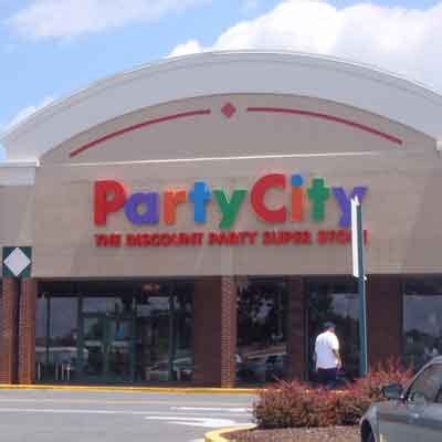 Reviews from Party City Corporation employees in Forestville, MD about