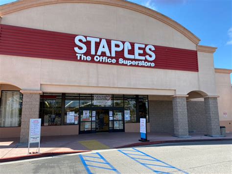 Paso Robles CA Staples office supply store closes on