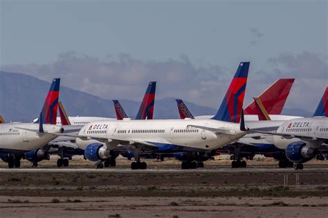 Passenger arrested on Delta flight after cutting himself and a flight attendant, authorities say