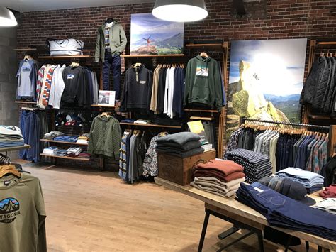 Patagonia burlington. Patagonia Burlington currently ships items to all 48 contiguous states, Alaska, and Hawaii, and Puerto Rico. We also ship to Military APO / FPO addresses. If your order meets or exceeds the amount advertised on the website, you qualify for free shipping. Choose the FREE delivery option (up to 10 business days) at checkout. 