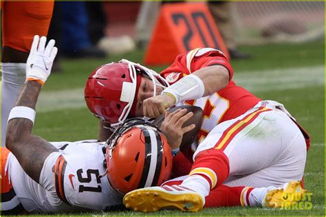 Patrick Mahomes Out For Game With Concussion