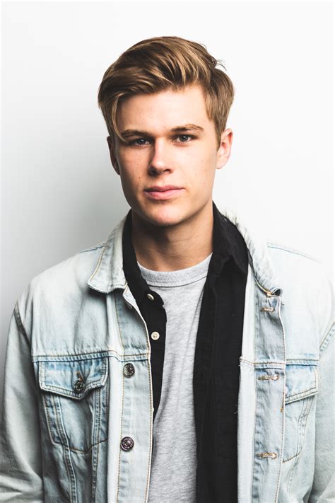 Patrick joyner. Owen Patrick Joyner is starring in a new show!. The 20-year-old actor joins the cast of Netflix’s musical series Julie and the Phantoms as Alex, the drummer who gets instant romantic sparks ... 