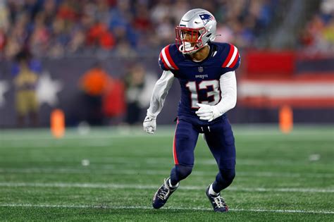Patriots coach trying to change the ‘narrative’ on apparent cornerback benchings
