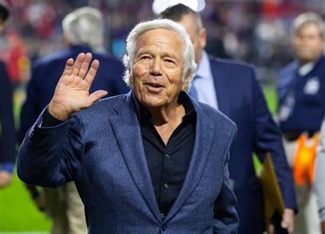 Patriots extra points: Robert Kraft denied Hall of Fame entry again, when will he get in?