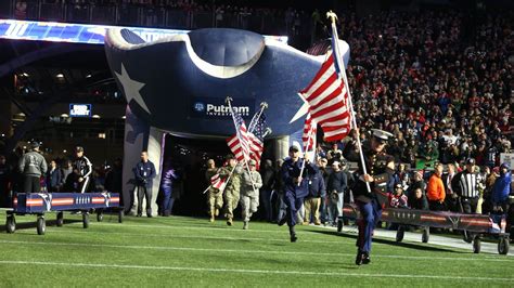 Patriots host ceremony honoring Vietnam veterans at Gillette Stadium