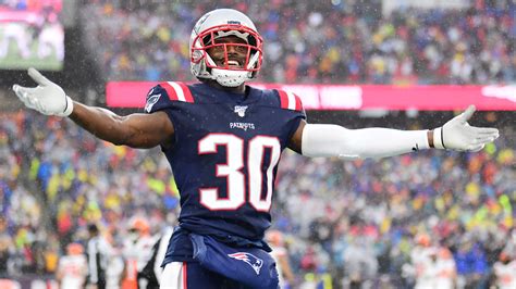 Patriots inactives: One rookie WR out of doghouse, another a healthy scratch
