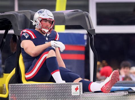 Patriots lose starting O-lineman for rest of the season