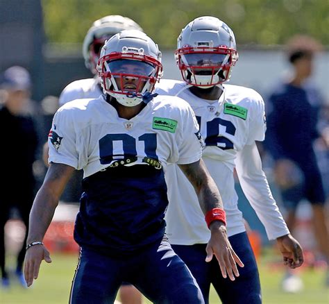 Patriots missing two WRs at final practice before Chargers game