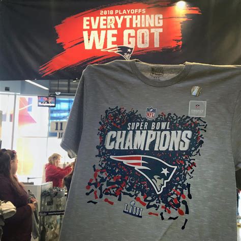 Patriots proshop. When you shop at proshop.patriots.com you’ll find all kinds of officially licensed tumblers, belts, watches and socks. Score big on your Holiday shopping and get ahead of the holiday rush when you see the latest accessories offered by proshop.patriots.com Everyone knows someone that’s hard to shop for, if that friend is … 