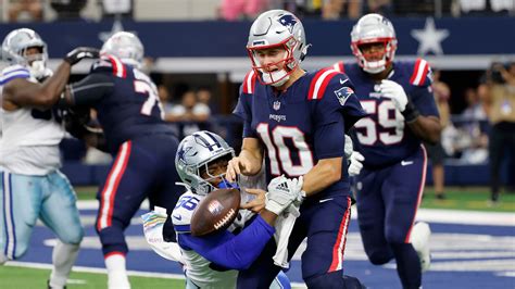 Patriots pull QB Mac Jones after 2 turnovers lead directly to Cowboys touchdowns