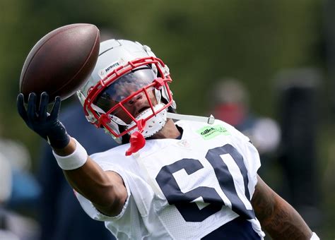 Patriots rookies making wide receiver depth chart interesting in training camp
