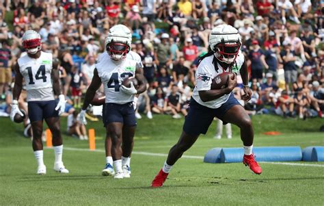 Patriots training camp Day 2: JuJu Smith-Schuster emerges, other receivers fade, Matt Judon sits