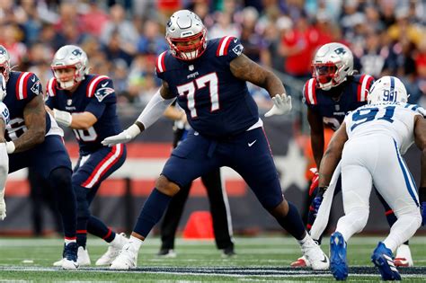 Patriots-Giants injury report: Trent Brown among 8 Patriots limited Wednesday, Saquon Barkley sits