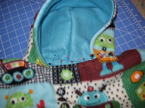 Pattern Shmattern Reversible Car Seat Poncho Tutorial