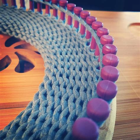 The Loom Knit Waffle Stitch Blanket Info