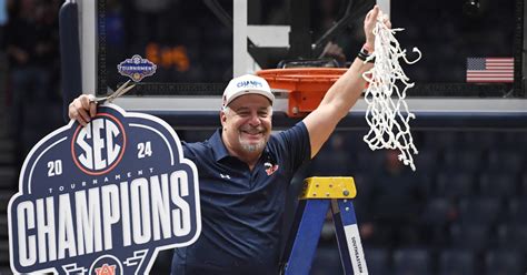 Paul Finebaum deems Bruce Pearl the