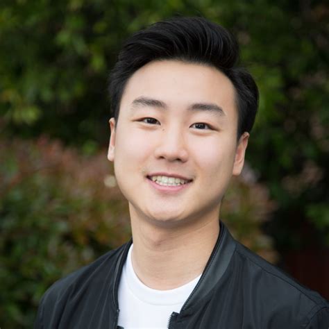 Paul Yu - Digital Marketing Specialist - FashionGo