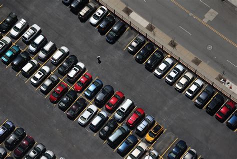 Paved paradise: Maps show how much of US cities are parking lots