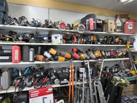 Pawn shop tools. Nails, screws, and bolts. Ladders. Forklifts. Bobcats. Don’t pay full price for tools and equipment like these when you can get them for a fraction of the cost. Visit one of our six locations in and around Omaha, NE, or give us a call at 402.333.7657. Sol's Jewelry & Loan carries a wide variety of lightly used tools & home improvement equipment. 