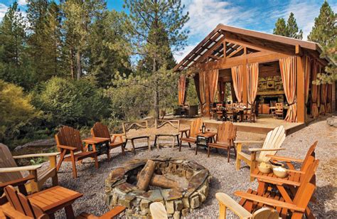 Paws up resort montana. More than anything else, luxury is defined by extraordinary experiences, according to Larry Lipson, the owner of the Resort at Paws Up, the rough-luxe retreat set on a cattle ranch outside Missoula, Montana that helped coin the term “glamping.”This spring, Lipson is expanding his rustic-chic ranch accommodations with a new camp on the … 