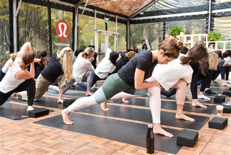 Pay at lululemon. Things To Know About Pay at lululemon. 
