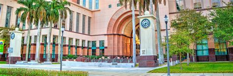 Pbc clerk of court. Phone: To pay by phone, call the nCourt payment center at (561) 207-7189. A 6 percent service charge will apply. Payments can be made Monday through Friday from 8 a.m. to 8 p.m. and on weekends from 10 a.m. to 2 p.m. To speak to a Clerk representative, please call (561) 355-2994 between the hours of 8 a.m. and 4 p.m. Monday through Friday. 