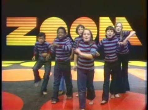 Pbs shows in the 70s. English. ZOOM (1972-78) was a groundbreaking interactive TV show written by and performed by kids. This show made the Ubbi Dubbi language part of 70s pop culture. The first cast of Zoomers featured here are Nancy, Joe, Nina, Kenny, Tracy, Tommy and Jon. Christopher Sarson created ZOOM and served as the show's producer from 1972 to 1974. 