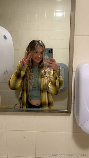 Peachyfriday Leaks 🍆 +18