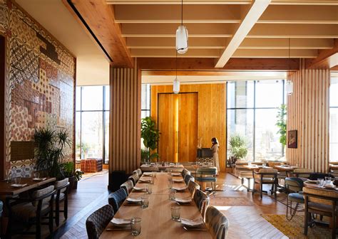 Peacock austin. Downtown high-rise hotel and condo building Austin Proper Hotel is opening the first two of its four restaurants and bars from local restaurant group McGuire Moorman Hospitality — The Peacock Mediterranean Grill & Bar and Goldie’s — are now open at 600 West 2nd Street, after debuting under limited serve earlier this week.. As the hotel’s … 