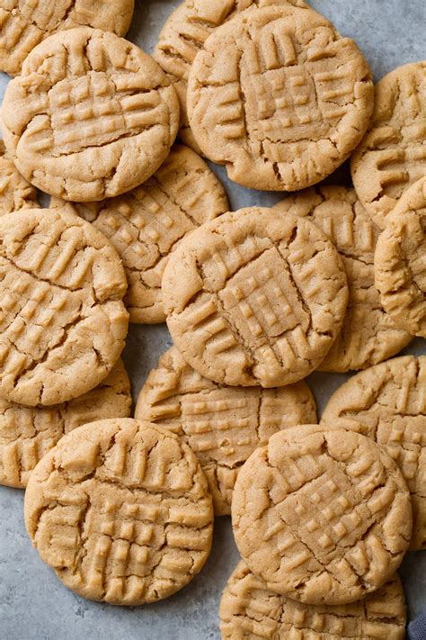 Peanut Butter Biscuits & Crunchy Treats for Dogs - Chewy