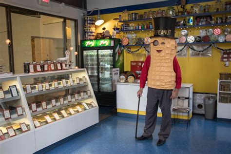 Peanut store. The Peanut Shop Of Savannah is located at 407 E River St in Savannah, Georgia 31401. The Peanut Shop Of Savannah can be contacted via phone at 912-232-8612 for pricing, hours and directions. 