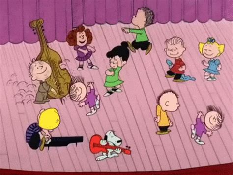 Peanuts dance tiktok.  Find Peanuts Dance Clips and GIFs with Sound that mak...