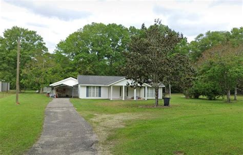 Pearl River County is a bedroom community. It is located in the
