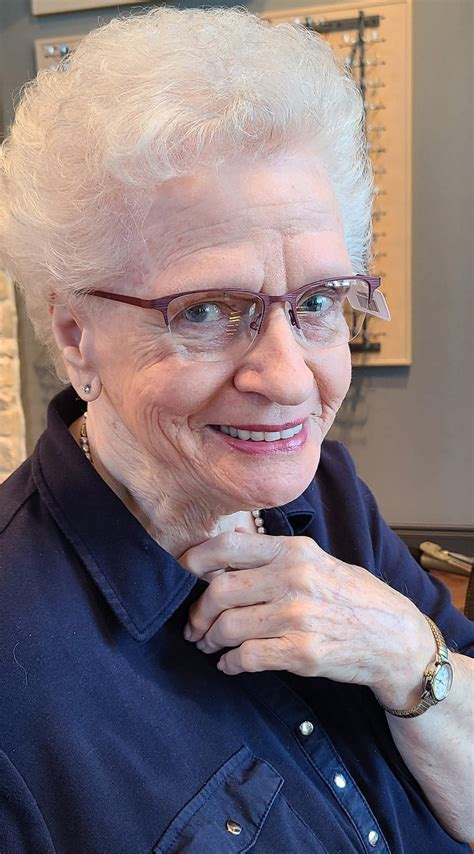 Peasley funeral home obituaries. .  <a href=https://sb.k-sputnik.ru/smkt...