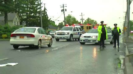 Pedestrian hospitalized after crash on Central Ave. in Colonie
