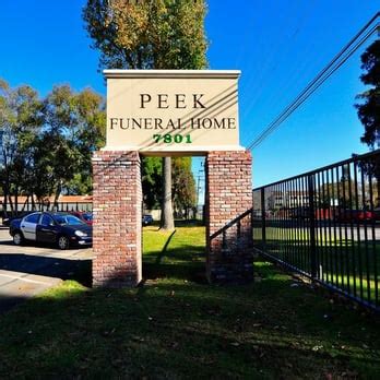 Peek funeral home. Heritage Funeral Home & Cremation Services, East Brainerd Chapel. 7454 E. Brainerd Road, Chattanooga, TN 37421. Call: 423-894-2010. Mrs. Jenieve Ryon Peek, of Chattanooga, TN, passed away February ... 
