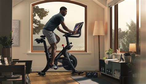 Peleton stokc. Peloton Interactive, Inc.'s (NASDAQ:PTON) latest 3.8% decline adds to one-year losses, institutional investors may consider drastic measures editorial … 