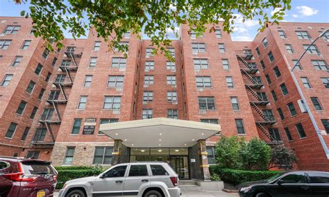 Pelham parkway motel bronx. 601 N Pelham Pkwy Unit 415, Bronx, NY 10467 is for sale. View 30 photos of this 1 bed, 1 bath, 900 sqft. coop with a list price of $189000. 