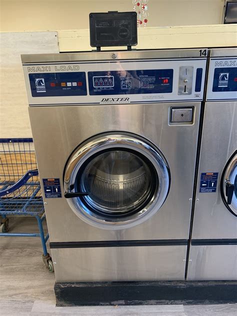 Pelican Laundromat in Ormond Beach, FL 32174 - (386) 383-3458