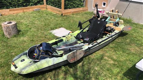 This sit-on-top kayak also includes an anti-slip deck carpet, an ERGOBOOST seating system and a storage platform with bungee cords to secure your gear. Built with our patented RAM-X. Platform: MI11. Max weight: 375 lb - 170.1 kg. Length: 128 in - 325.12 cm.. 