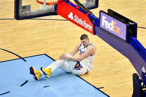 Pelicans snap Nuggets’ four-game win streak, as Nikola Jokic sits due to calf injury
