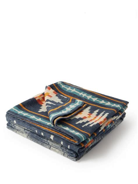 Pendleton oregon jail roster.  The intricate jacquard blankets and array of...