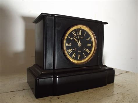 Pendule marbre noire Napol&eacute;on 3 - Pendules - Antikeo