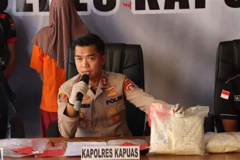 Pengedar sabu ditangkap polres slema. Keluaran hongkong full hari.