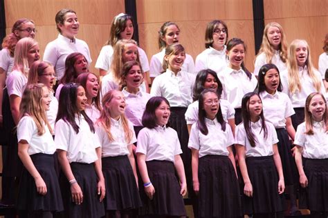 Peninsula Girls Chorus