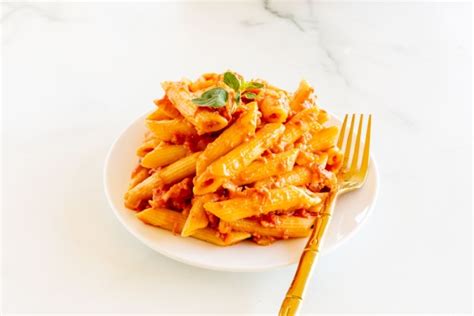 Penne alla Vodka Julie Blanner