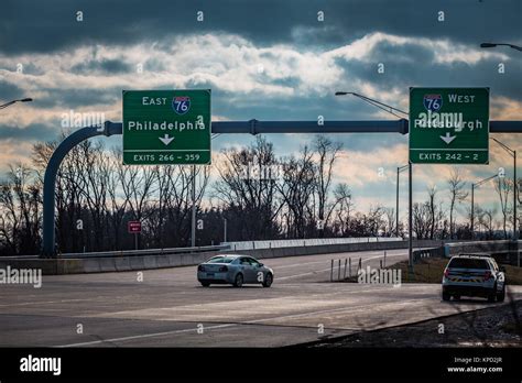Turnpike toll changes favor E-ZPass, eliminates tolls at some western