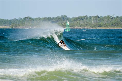 Pensacola Beach Surfing Guide: Best Spots & Surf Times